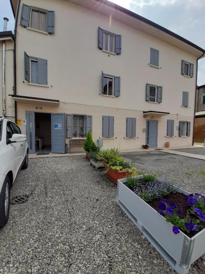 Reggiolacittainvisibile B&B Reggio Emilia Kültér fotó